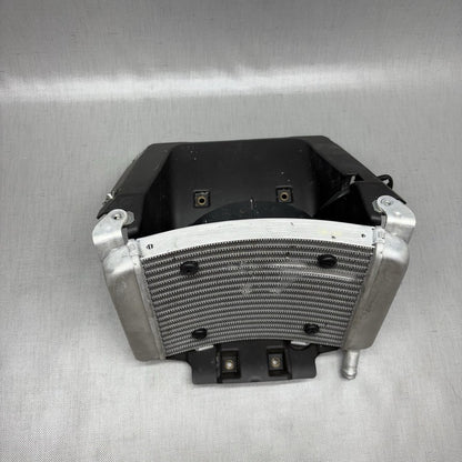 8 565 188 BMW C400X AIR DUCT RADIATOR 2018 2019 2020 OEM  8565188