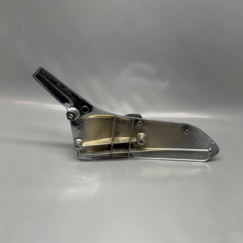 BMW K 1200LT FOOTPEG PLATE RIGHT 2005 2006 2007 2008 OEM 7682138