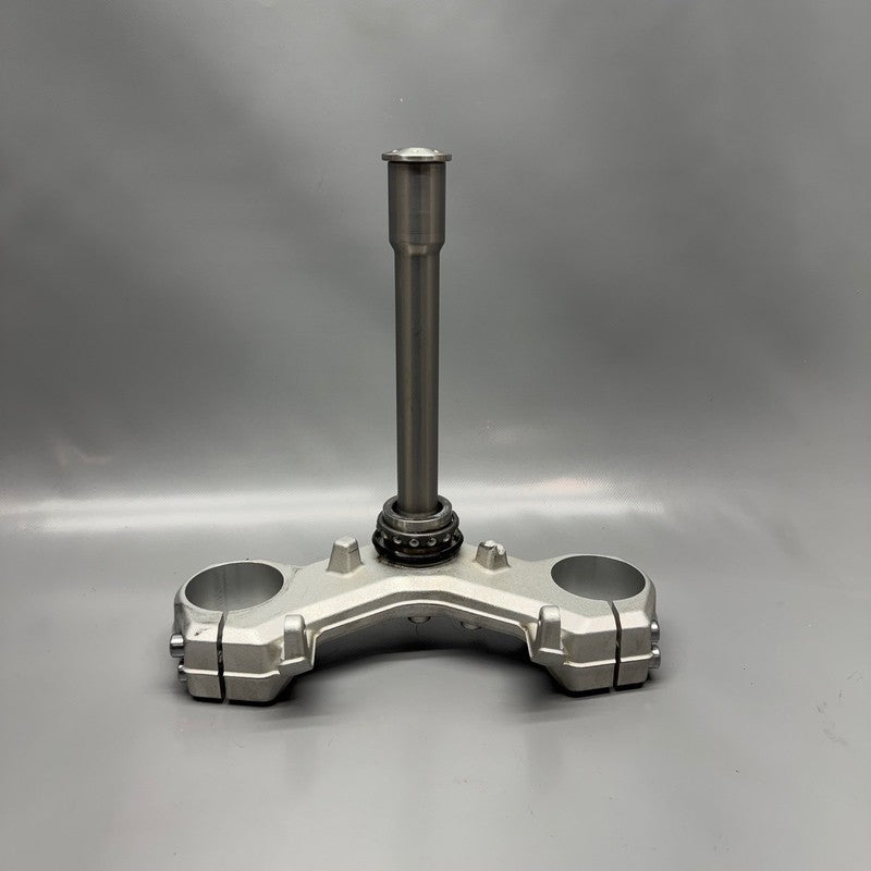 BMW G310R US FORK BRACE BOTTTOM 2016 2017 2018 2019 2020 OEM