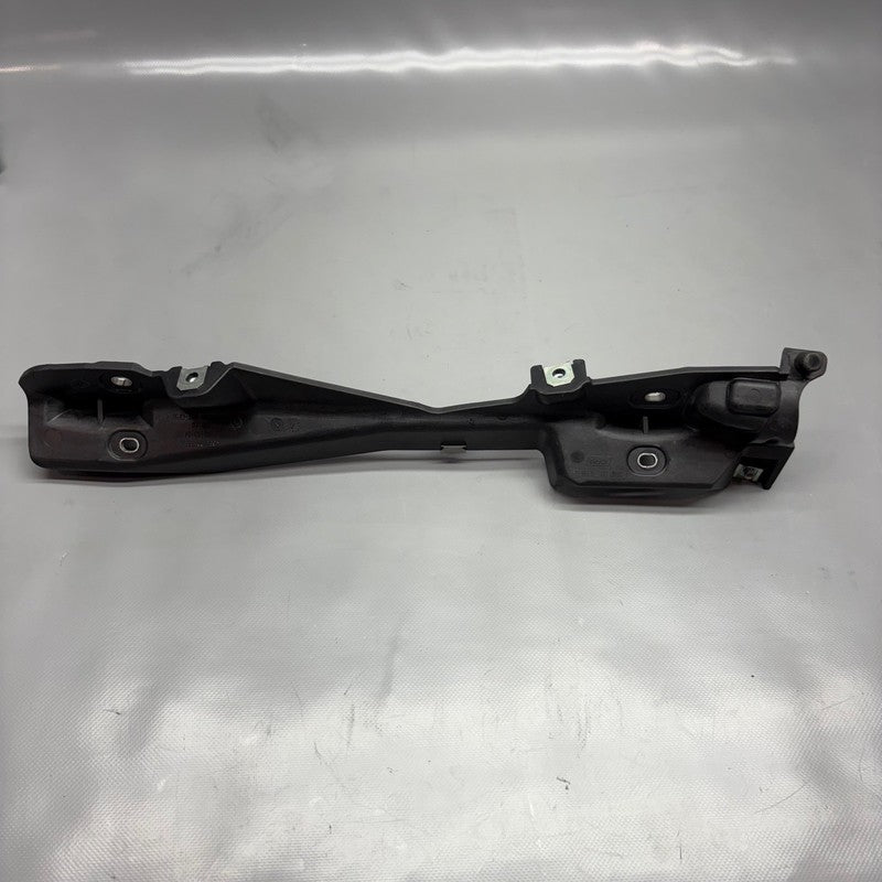 7616656 BMW K1600GT CASE HOLDER RIGHT 2011 2012 2013 2014 2015 2016 OEM 7616656