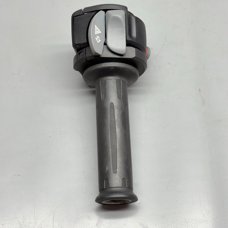 BMW R1200GS HANDLEBAR GRIP RIGHT  2009 2010 2011 2012 2013 OEM 7727067