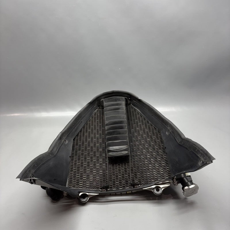 7699517 BMW K1300S RADIATOR WITH FAN  2007 08 09 10 2011 2012 2013 2014 2015 OEM 7699517