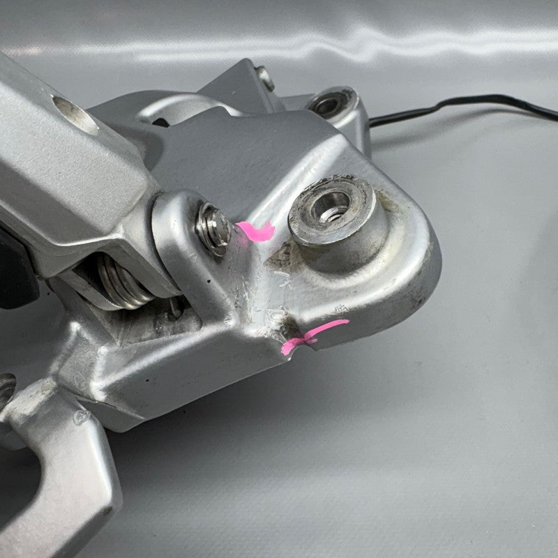 7678670 BMW F800ST FOOTREST RIGHT FRONT 2005 2006 2007 2008 2009 2010 2011 OEM 7678670