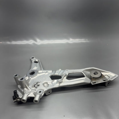 8404012 BMW F900R FOOTPEG PLSTR LRFT 2020 2021 2022 2023 2024 8404012