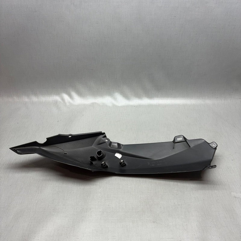 BMW C 650 EVOLUTION TAIL TRIM LEFT SIDE 2015 2016 2017 2018 OEM 853603