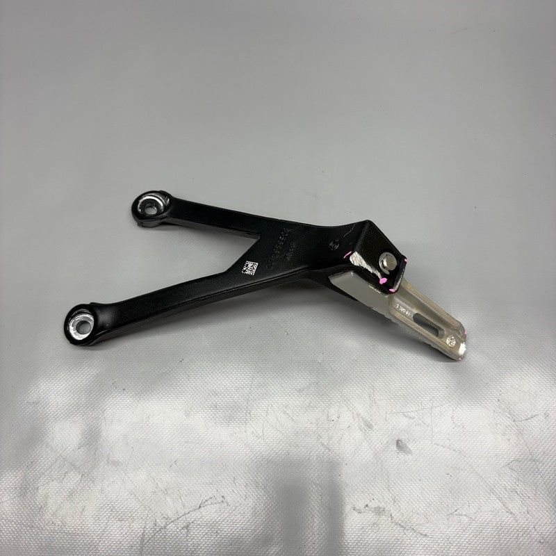 BMW M1000RR K66 PASSENGER FOOT PEG WITH BRACKET RIGHT 2026 OEM 8356864