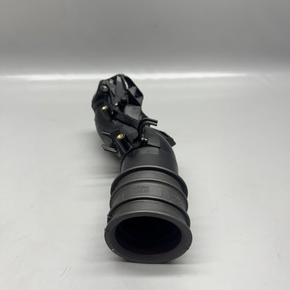 R18 TRANSCONTINENTAL BMW R18 TRANSCONTINENTAL SUCTION TUBE RIGHT 2020 2021 2022 2023 2024 2025 OEM
