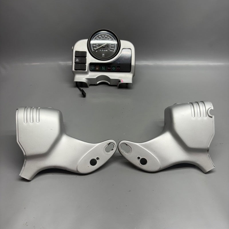 BMW R 1100R SPEEDOMETER CLUSTER 1993-1995 1996 1997 1998 1999 2000 200