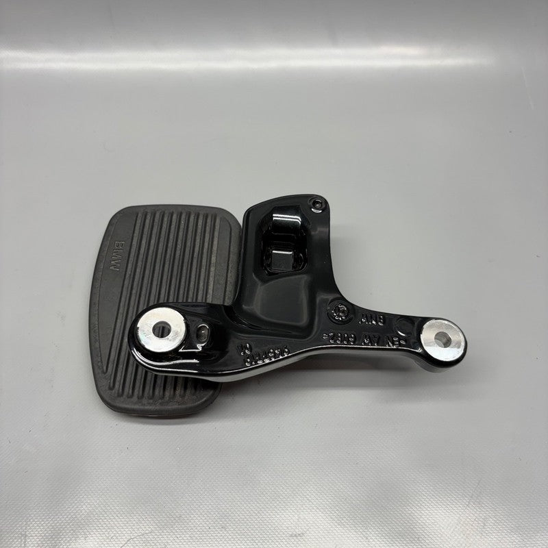 BMW R18 TRANSCONTINENTAL FOOTREST PLATE LEFT REAR 2020-2022 2023 2024 