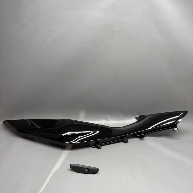 BMW R1250RT REAR LATHERAL PART RIGHT 2013-2018 2019 2020 2021 2022 202