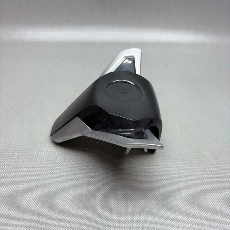 8556342 BMW C 650 SPORT HANDLEBAR CENTER COVER 2014-2016 2017 2018 2019 2020 OEM 8556342