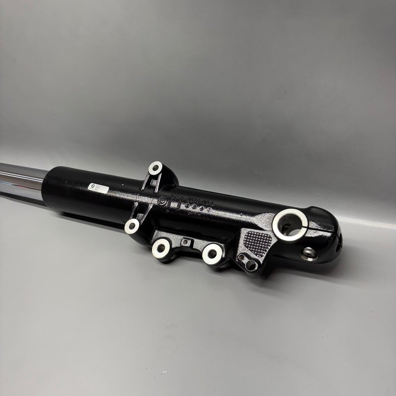 7105805 BMW R18 B FROK LEG LEFT 2020 2021 2022 2023 2024 OEM 7105805