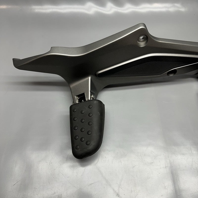 8389348 BMW K1600GTL FOOTREST RIGHT 2015 2016 2017 2018 2019 2020 2021 OEM 8389348