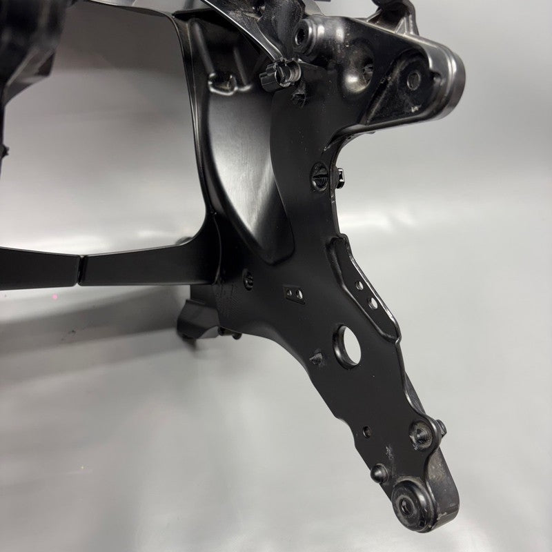 BMW K1600 BAGGER FRONT PANEL CARRIER 2017 2018 2019 2020 2021 OEM 7709