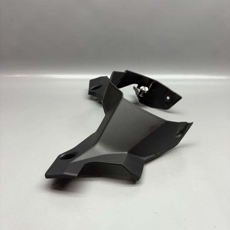 8558242 BMW C400X HANDLEBAR COVER BOTTOM 2018 2019 2020 OEM 8558242