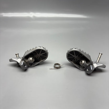 BMW R1300GS FOOTREST LEFT RIGHT 2022 2023 2024 OEM