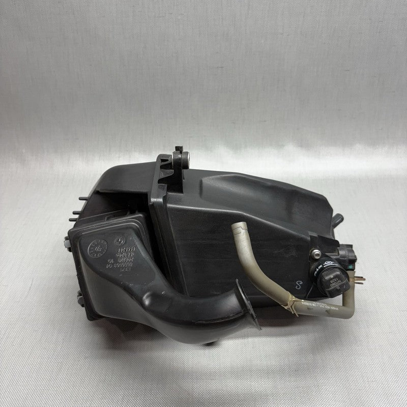 8556563 BMW G 310R AIR INTAKE CLEANER BOX 2016 2017 2018 2019 2020 OEM 8556563