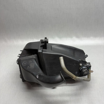 8556563 BMW G 310R AIR INTAKE CLEANER BOX 2016 2017 2018 2019 2020 OEM 8556563