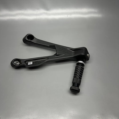 9467689 BMW M1000R FOOTREST LEFT REAR 2021 2022 2023 2024 OEM 9467689