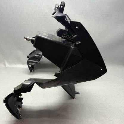 8527328 BMW C650 GT LEG SHIELD UPPER 2011 2012 2013 2014 2015 OEM 8527328