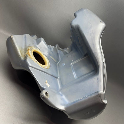 2313022 BMW R1150RS FUEL TANK 2002 2003 2004 2005 2006 OEM 2313022