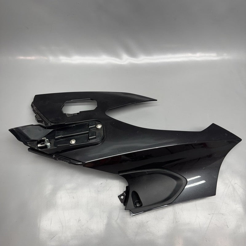 8551698 BMW K1600GTL UPPER TRIM SECTION RIGHT 2015 2016 2017 2018 2019 2020 2021 OEM