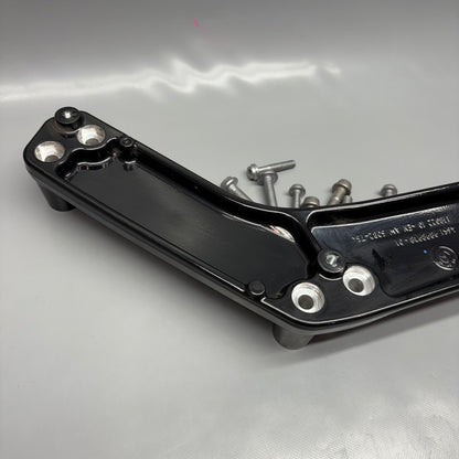 BMW R18 TRANSCONTINENTAL TRUNK SUPPORT BRACKET RIGHT 2020-2023 2024 OE
