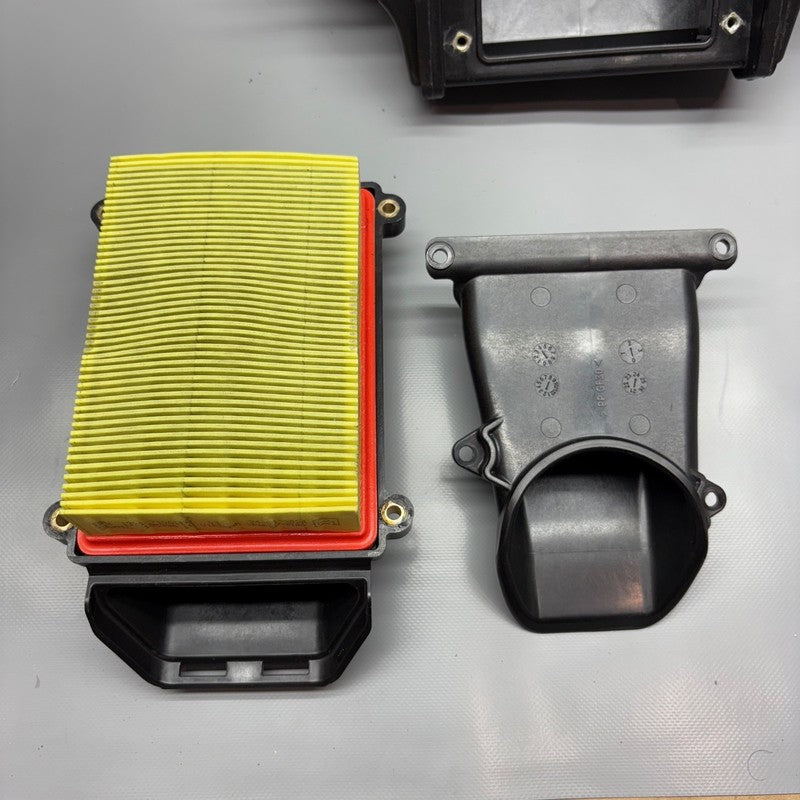7106114 BMW R12 NINE T INTAKE CLEANER NOX 2022 2023 2024 2025 OEM 7106114