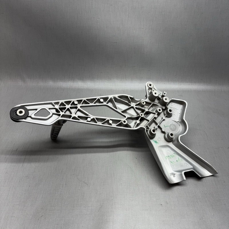 G 310R BMW G 310R FOOT REST PEG MOUNT BRACKET RIGHT 2016 2017 2018 2019 2020 OEM